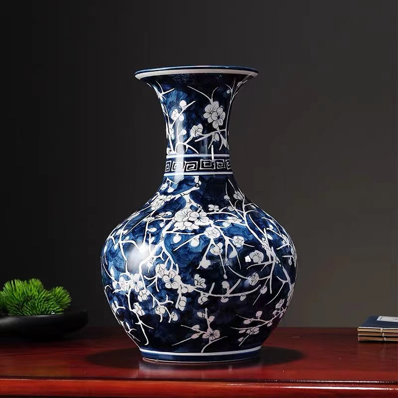 Chinese Style Ceramic Decorative Vase