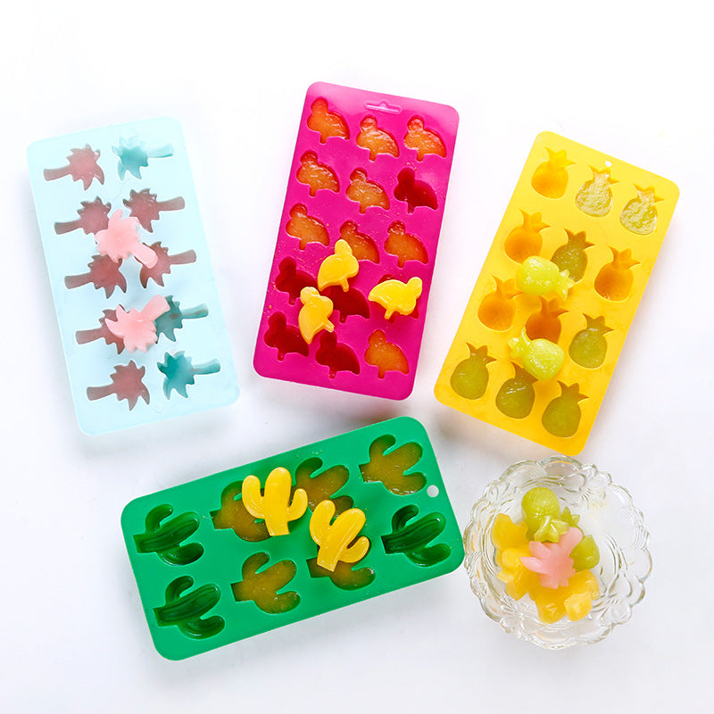 Cute shape silicone ice compartment