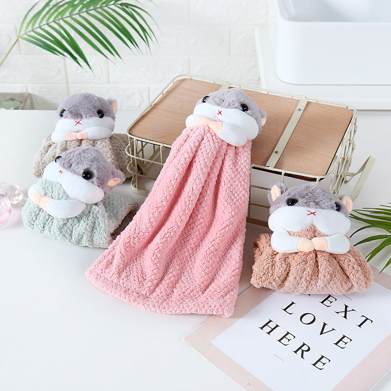 Cute cartoon squirrel coral fleece hangable towel