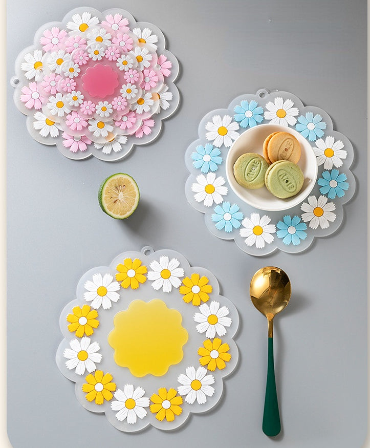 Little Daisy Silicone Insulated Placemats (Set of 3)