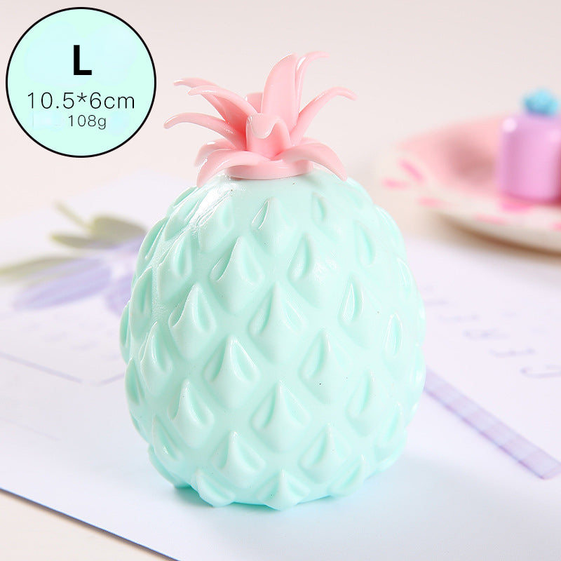 Wacky relief pineapple squeeze ball (color random)