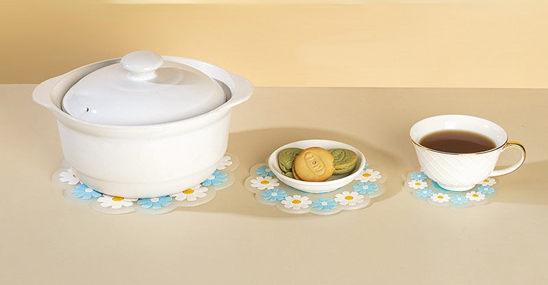 Little Daisy Silicone Insulated Placemats (Set of 3)