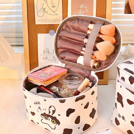 Round cartoon black and white cow cosmetic bag