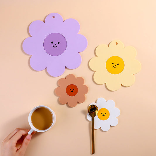 PVC creative sunflower smiley face insulation pads (small medium and large 3 / set)