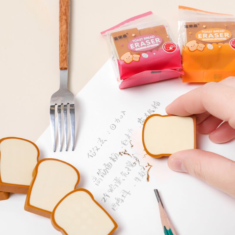 Cartoon toast block eraser（4Pcs / Set ）