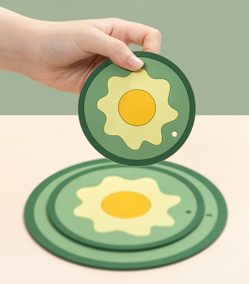 Creative and cute PVC soft silicone round insulation pads (1 large 1 medium 1 small round / set)