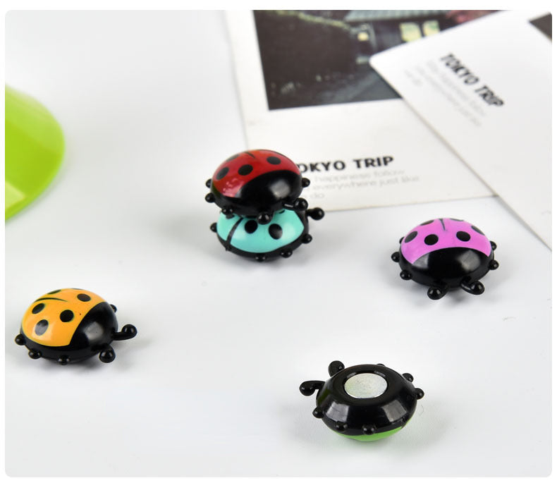 Creative plastic ladybug refrigerator stickers (6 colors / set)