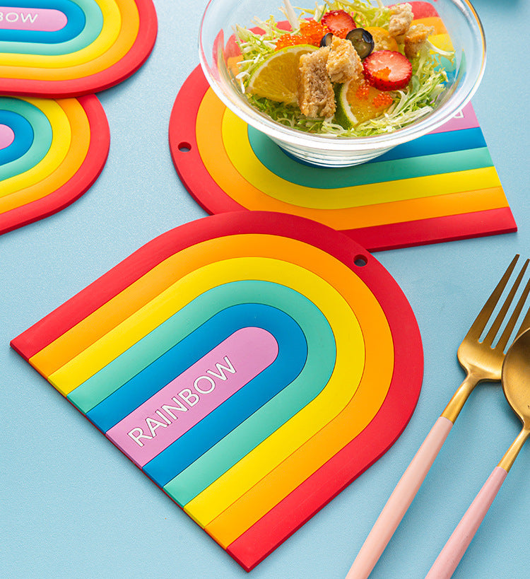 Creative PVC rainbow high temperature resistant table mat (large small 2 / set)