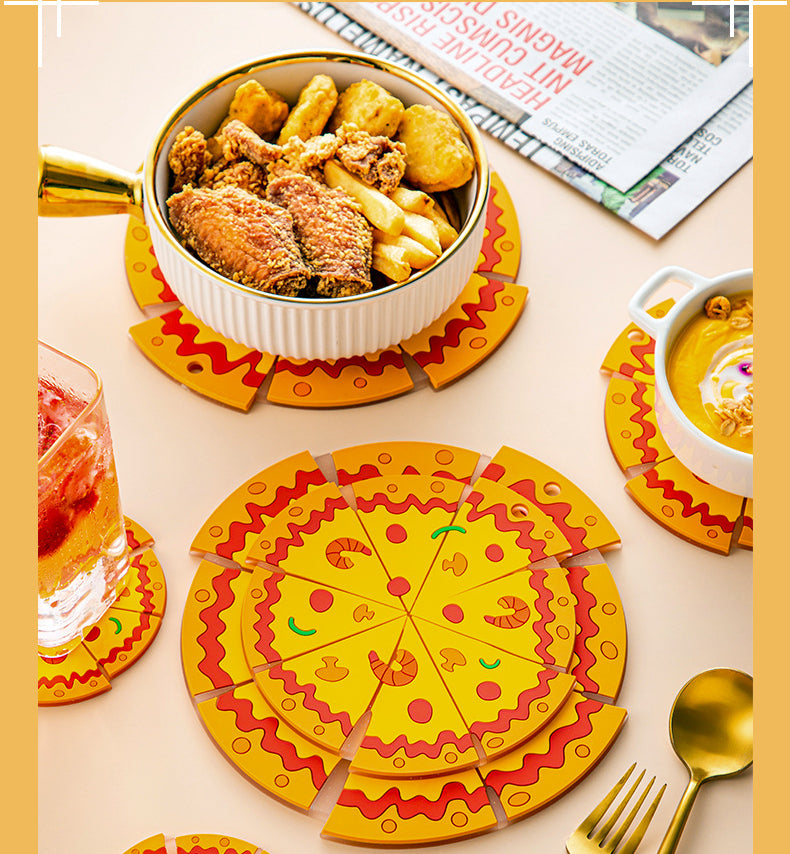 Cartoon creative pizza PVC table mat set (large 1 medium 1 small 3 / set)