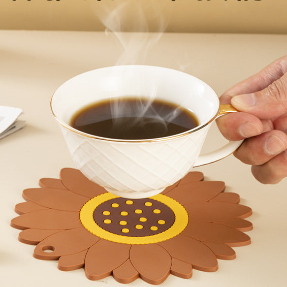 Lotus Silicone Insulated Placemats (Set of 3)