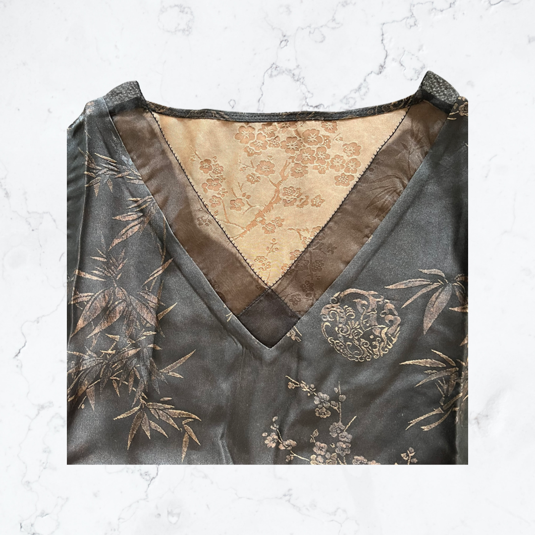 Shannon double sided jacquard V neck undershirt