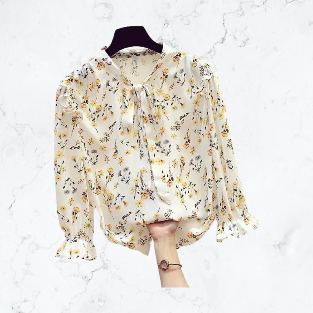 Women's floral long-sleeved flutter shirt