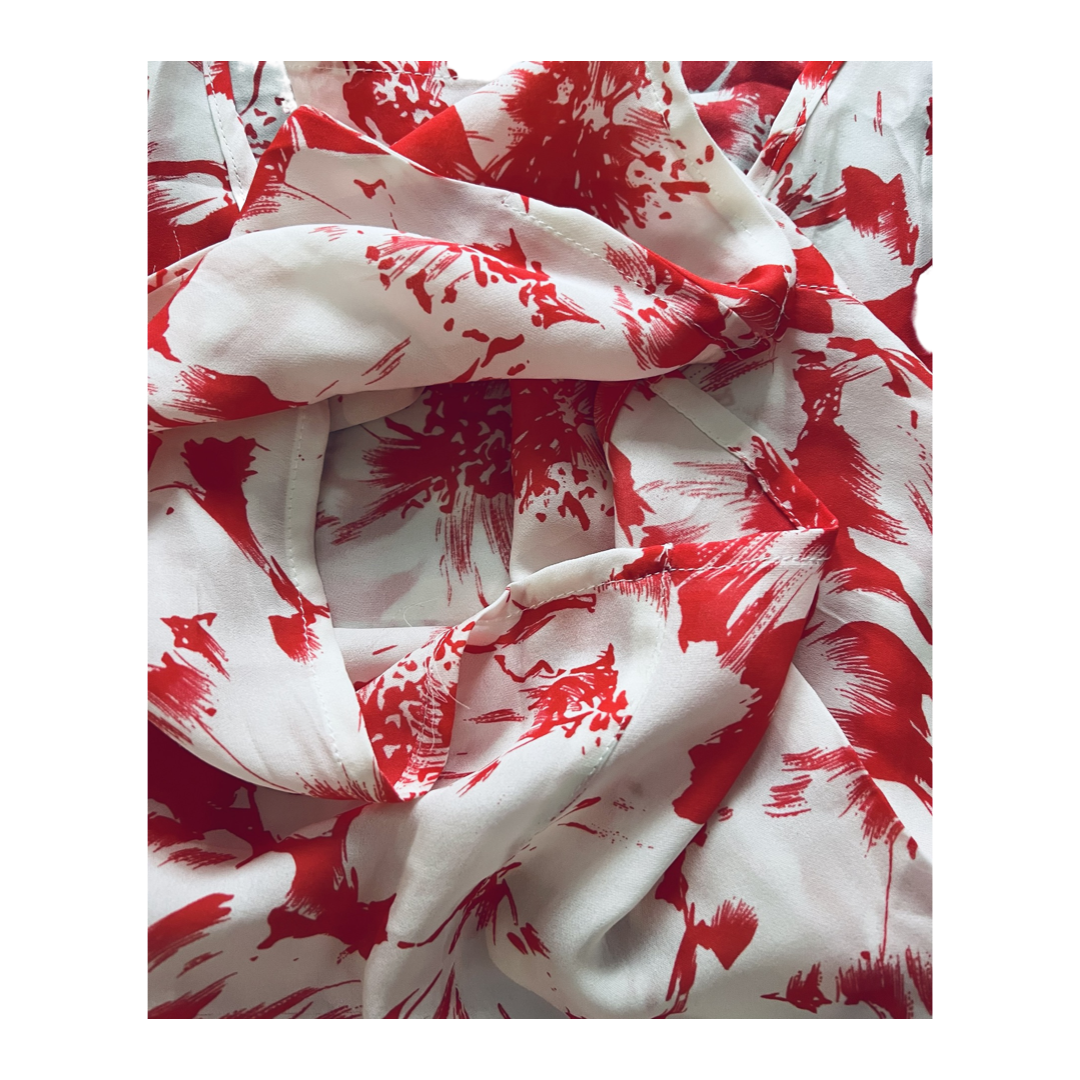 Red and white flower sleeveless silk undershirt