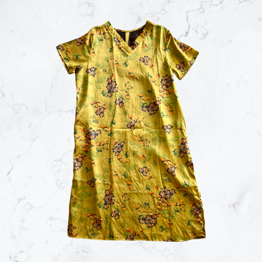 Women's dark yellow background small flower silk robe